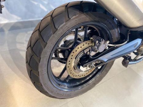 TRIUMPH Tiger 800 XRX, Foto 5