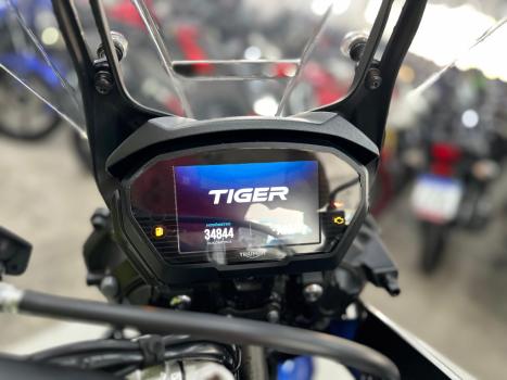 TRIUMPH Tiger 800 XRX, Foto 2
