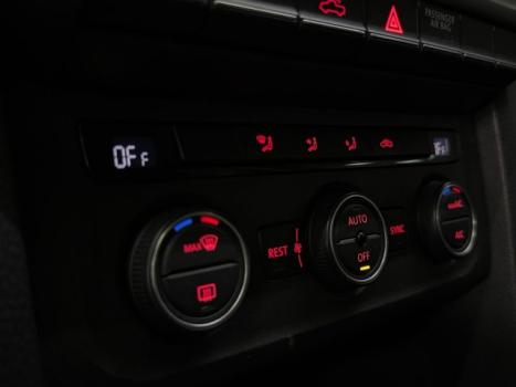 VOLKSWAGEN Amarok 2.0 16V 4X4 CABINE DUPLA HIGHLINE TURBO INTERCOOLER AUTOMTICO, Foto 13