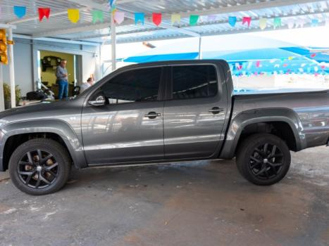 VOLKSWAGEN Amarok 3.0 V6 CABINE DUPLA HIGHLINE 4X4 TURBO INTERCOOLER AUTOMTICO, Foto 3