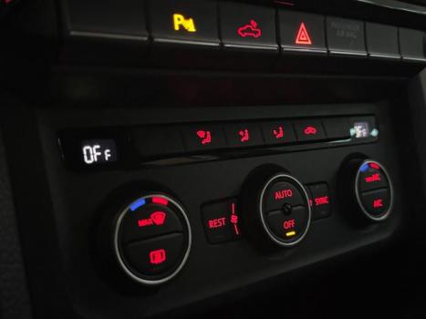 VOLKSWAGEN Amarok 3.0 V6 CABINE DUPLA HIGHLINE EXTREME 4X4 TURBO INTERCOOLER AUTOMTICO, Foto 13