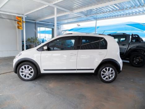 VOLKSWAGEN Cross UP 1.0 12V 4P TSI FLEX, Foto 3