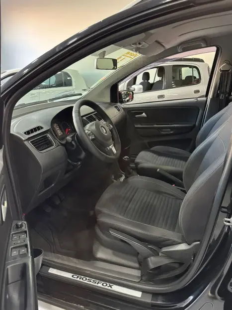 VOLKSWAGEN Crossfox 1.6 4P FLEX, Foto 10