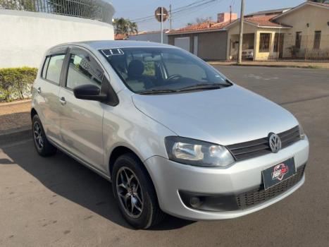 VOLKSWAGEN Fox 1.6 4P, Foto 2