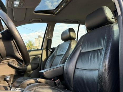 VOLKSWAGEN Golf 2.0 4P, Foto 4