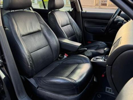 VOLKSWAGEN Golf 2.0 4P, Foto 7