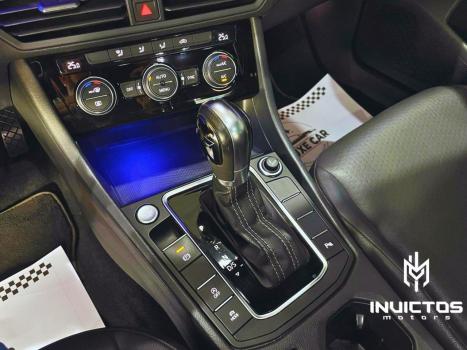 VOLKSWAGEN Jetta 1.4 4P 250 TSI R-LINE AUTOMTICO, Foto 9