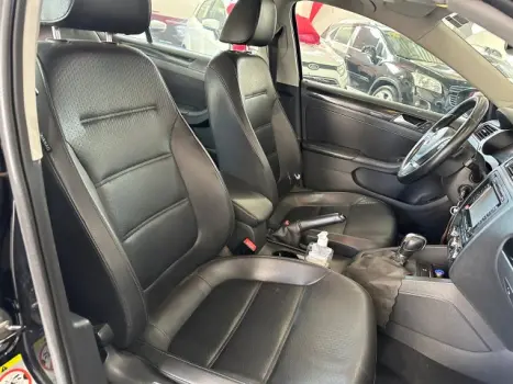 VOLKSWAGEN Jetta 2.0 4P FLEX CONFORTLINE TIPTRONIC AUTOMTICO, Foto 8