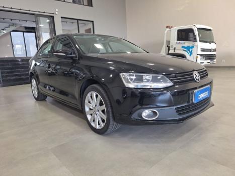 VOLKSWAGEN Jetta 2.0 4P FLEX CONFORTLINE TIPTRONIC AUTOMTICO, Foto 2