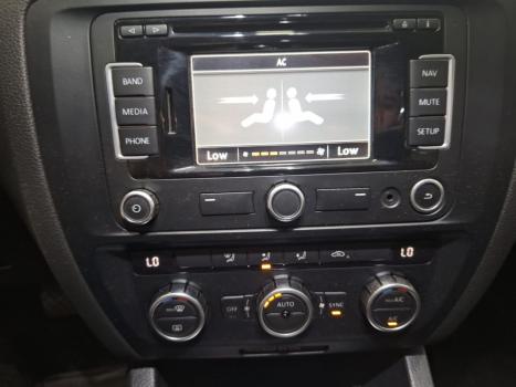 VOLKSWAGEN Jetta 2.0 4P FLEX CONFORTLINE TIPTRONIC AUTOMTICO, Foto 9