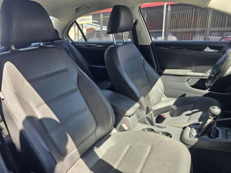 VOLKSWAGEN Jetta 2.0 4P CONFORTLINE FLEX, Foto 7