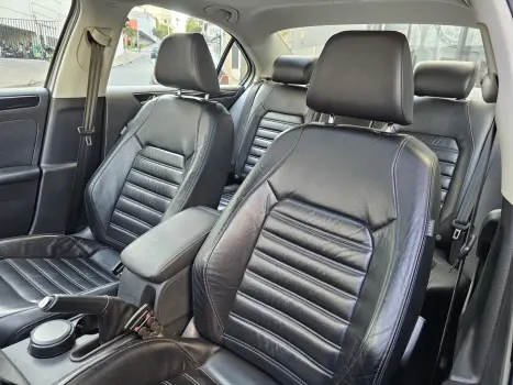 VOLKSWAGEN Jetta 2.0 4P TSI HIGHLINE 200 CV AUTOMTICO, Foto 8