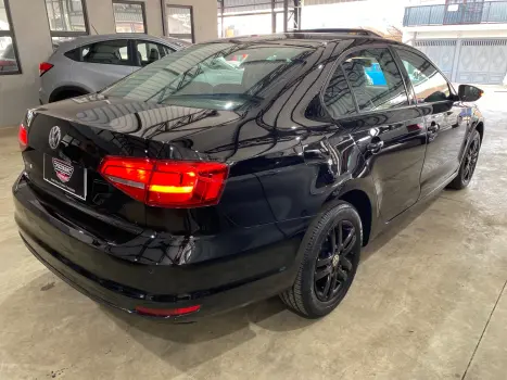 VOLKSWAGEN Jetta 2.0 4P CONFORTLINE FLEX, Foto 7