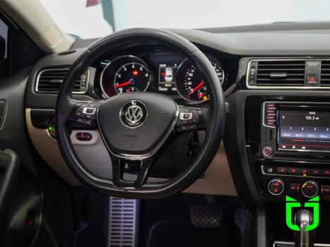 VOLKSWAGEN Jetta 2.0 4P TSI HIGHLINE 211 CV AUTOMTICO, Foto 19