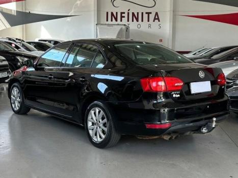 VOLKSWAGEN Jetta 2.0 4P FLEX CONFORTLINE TIPTRONIC AUTOMTICO, Foto 2