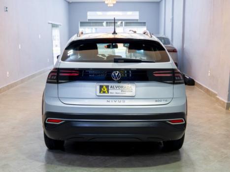 VOLKSWAGEN Nivus 1.0 4P FLEX 200 TSI COMFORTLINE TURBO AUTOMTICO, Foto 6