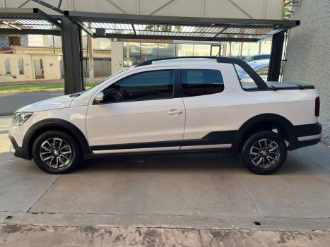 VOLKSWAGEN Saveiro 1.6 G7 CABINE DUPLA CROSS FLEX, Foto 4