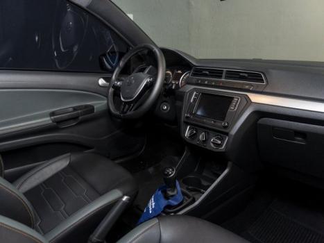 VOLKSWAGEN Saveiro 1.6 G7 CABINE DUPLA HIGHLINE FLEX, Foto 5