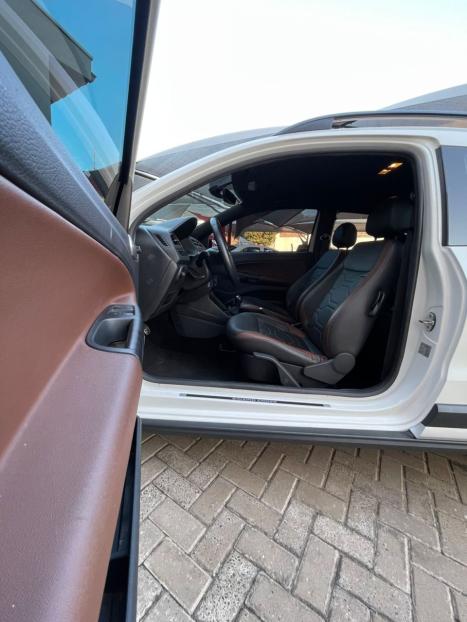 VOLKSWAGEN Saveiro 1.6 G7 CABINE DUPLA CROSS FLEX, Foto 12