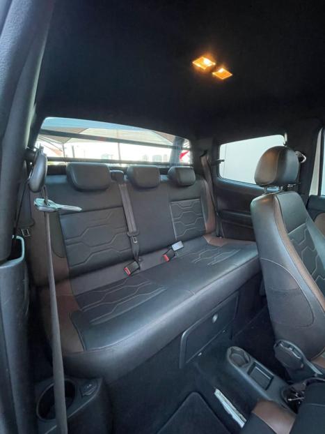 VOLKSWAGEN Saveiro 1.6 G7 CABINE DUPLA CROSS FLEX, Foto 16