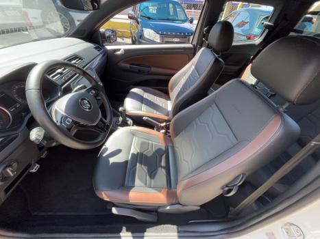 VOLKSWAGEN Saveiro 1.6 G7 CABINE DUPLA CROSS FLEX, Foto 10