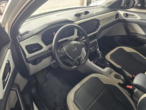 VOLKSWAGEN T-Cross 1.4 4P 250 TSI FLEX HIGHLINE AUTOMTICO, Foto 4
