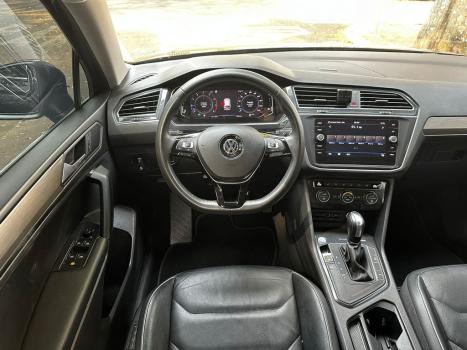 VOLKSWAGEN Tiguan 1.4 250 TSI TOTAL FLEX ALLSPACE COMFORTLINE TURBO AUTOMTICO TIPTRONIC, Foto 6