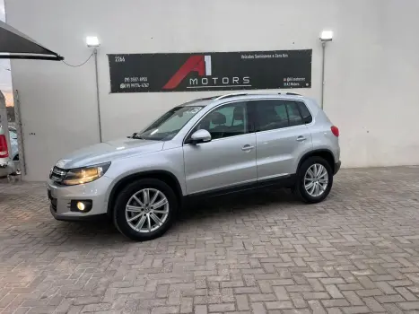 VOLKSWAGEN Tiguan 2.0 16V 4P TSI 4WD TURBO AUTOMTICO, Foto 2