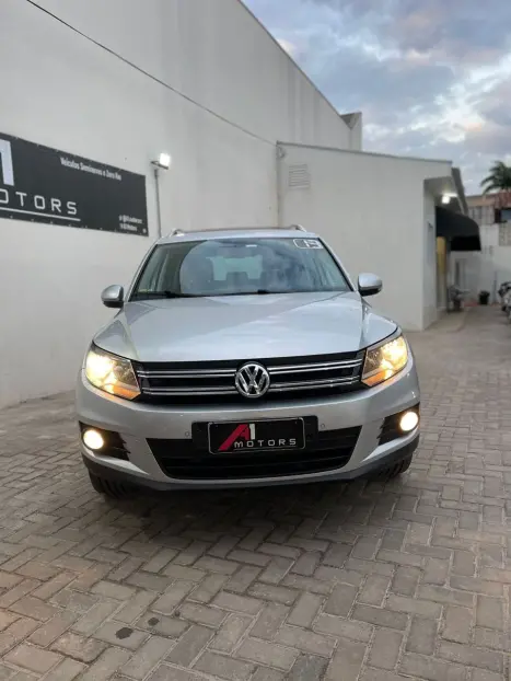 VOLKSWAGEN Tiguan 2.0 16V 4P TSI 4WD TURBO AUTOMTICO, Foto 3