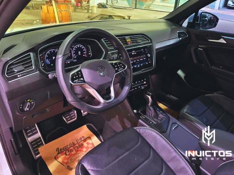 VOLKSWAGEN Tiguan 2.0 16V 4P TSI R-LINE TURBO AUTOMTICO TIPTRONIC, Foto 8