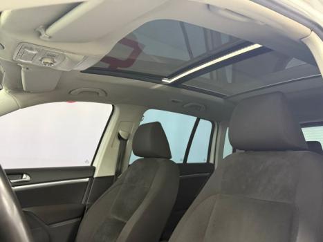 VOLKSWAGEN Tiguan 2.0 16V 4P TSI 4WD TURBO AUTOMTICO, Foto 6