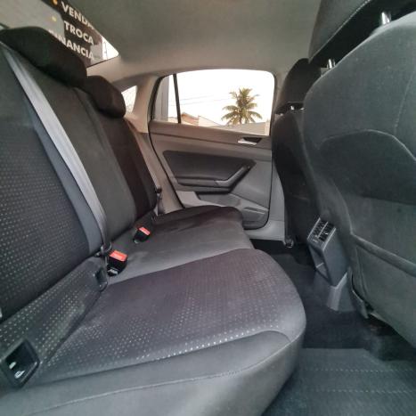 VOLKSWAGEN Virtus 1.0 4P 200 TSI FLEX COMFORTLINE AUTOMTICO, Foto 10