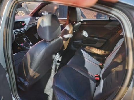 VOLKSWAGEN Virtus 1.0 4P 200 TSI FLEX HIGHLINE AUTOMTICO, Foto 9
