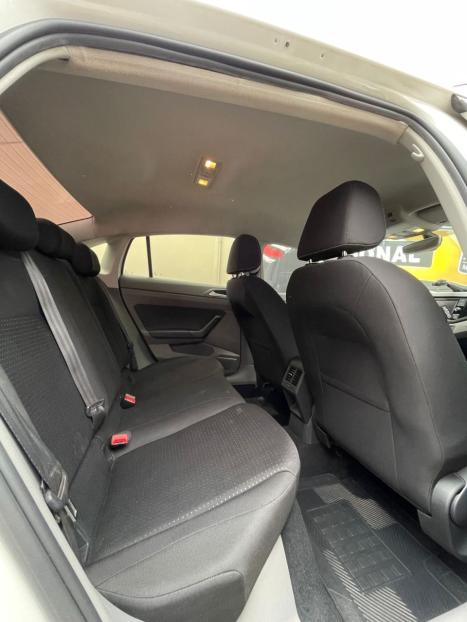VOLKSWAGEN Virtus 1.0 4P 200 TSI FLEX COMFORTLINE AUTOMTICO, Foto 17