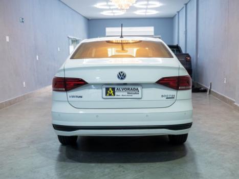 VOLKSWAGEN Virtus 1.0 4P 200 TSI FLEX COMFORTLINE AUTOMTICO, Foto 6
