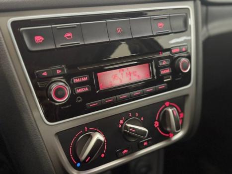 VOLKSWAGEN Voyage 1.6 4P FLEX, Foto 9