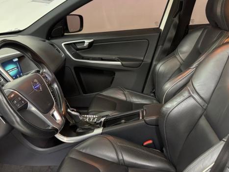VOLVO XC60 2.0 4P T5 R DESIGN TURBO AUTOMTICO, Foto 6