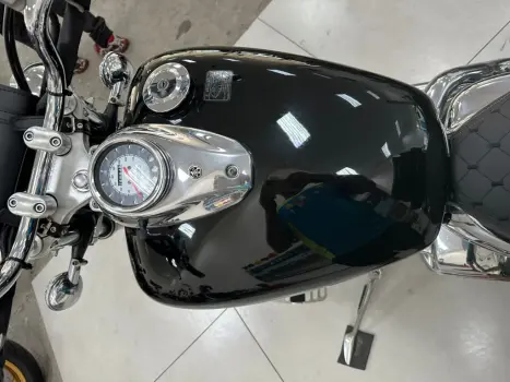 YAMAHA Drag Star 650, Foto 2