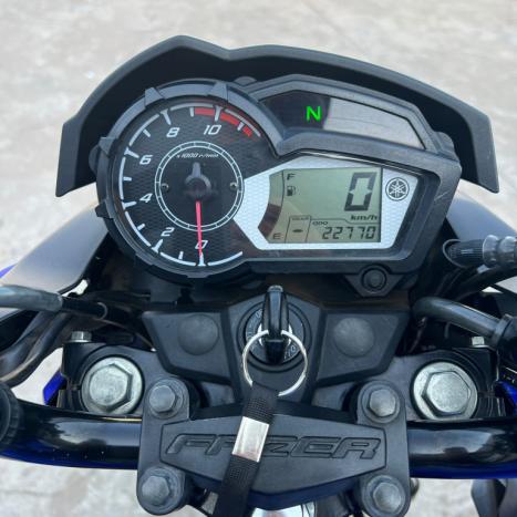 YAMAHA Fazer YS 150 SED, Foto 6