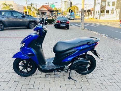 YAMAHA Fluo 125 ABS, Foto 2