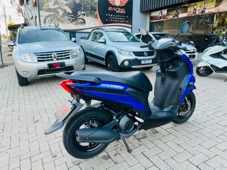 YAMAHA Fluo 125 ABS, Foto 5