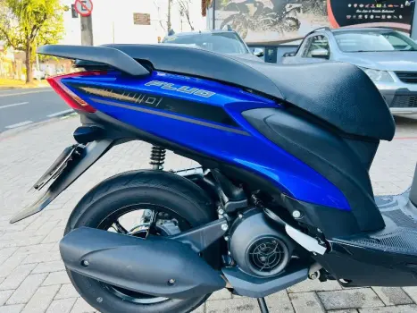 YAMAHA Fluo 125 ABS, Foto 9