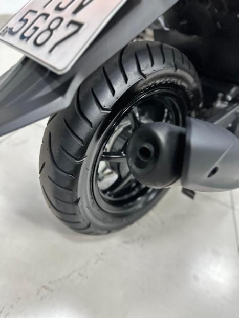 YAMAHA Fluo 125 ABS, Foto 2
