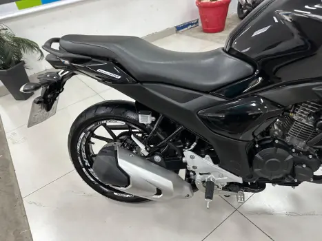 YAMAHA FZ 15 ABS, Foto 9