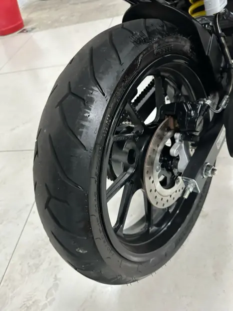 YAMAHA FZ 15 ABS, Foto 4