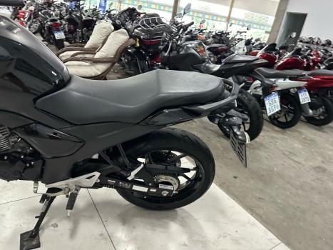 YAMAHA FZ 15 Fazer ABS, Foto 10