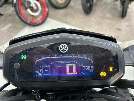 YAMAHA FZ 15 Fazer ABS, Foto 6