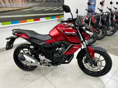 YAMAHA FZ 15 Fazer ABS, Foto 8