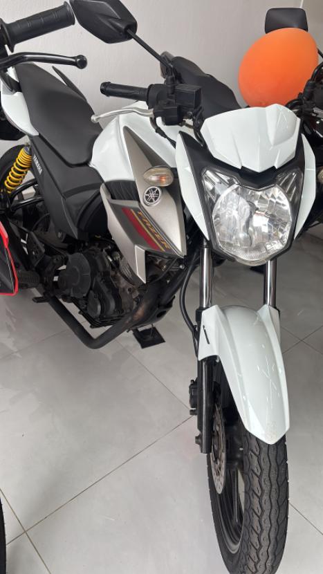 YAMAHA FZ 15 Fazer ABS, Foto 9