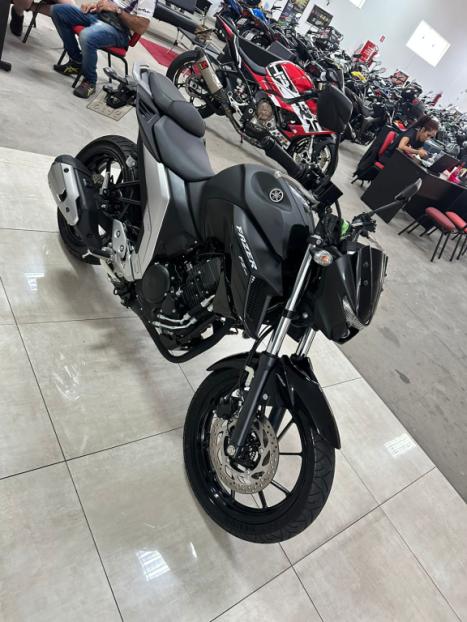 YAMAHA FZ 25 250 Fazer Flex , Foto 8